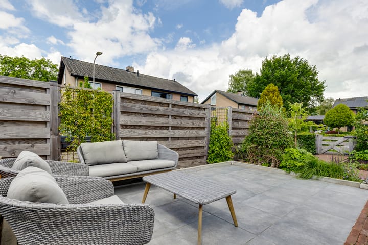 Foto 45 van Garvelinkplein 1