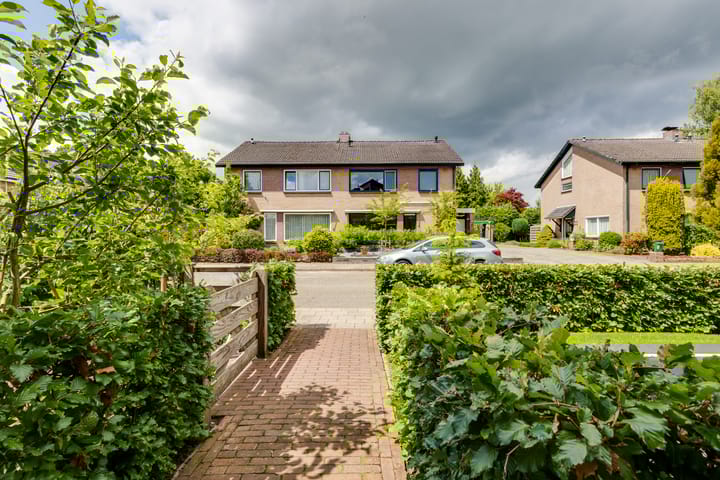 Foto 49 van Garvelinkplein 1