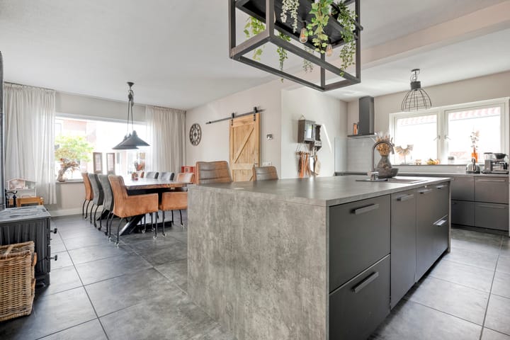 Foto 12 van Grotestraat 31