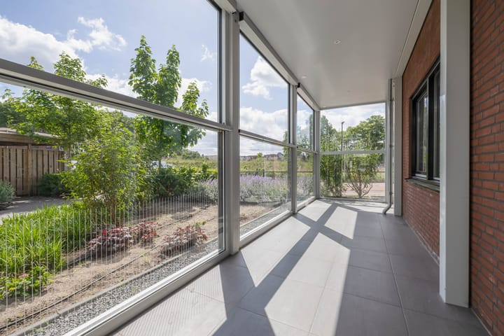 Photo 3 of Binnen Parallelweg 10-A