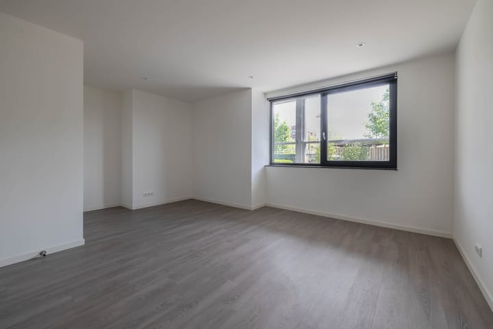 Photo 14 of Binnen Parallelweg 10-A