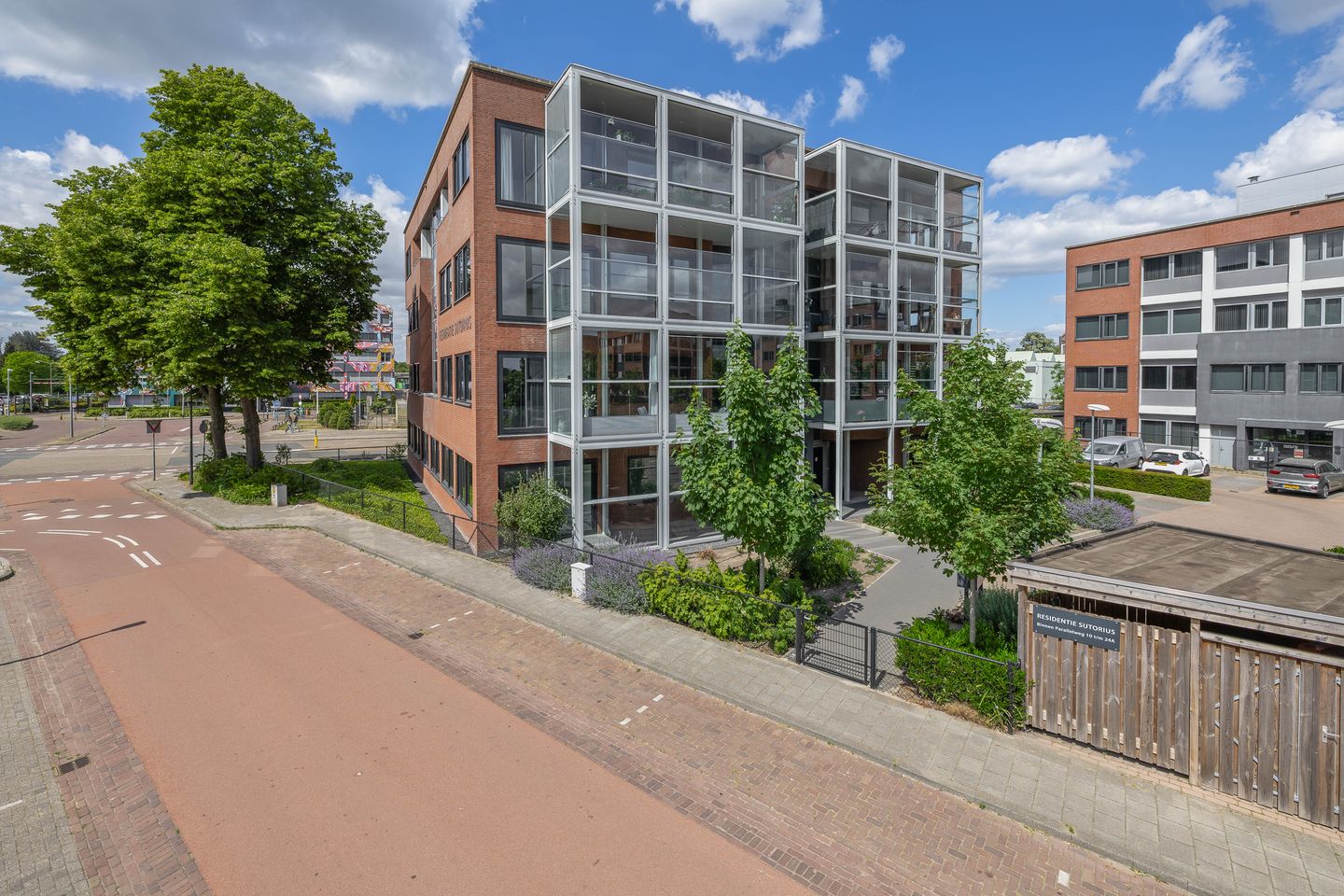 Photo 1 of Binnen Parallelweg 10-A