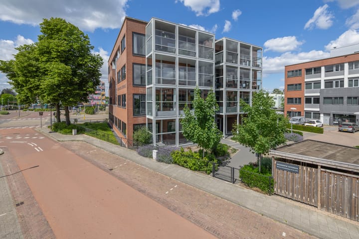 Photo 1 of Binnen Parallelweg 10-A