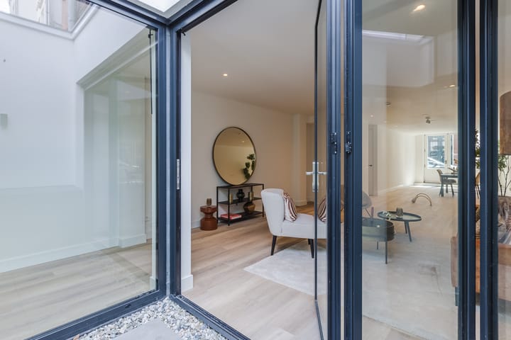 Photo 13 of Laurierstraat 26-H