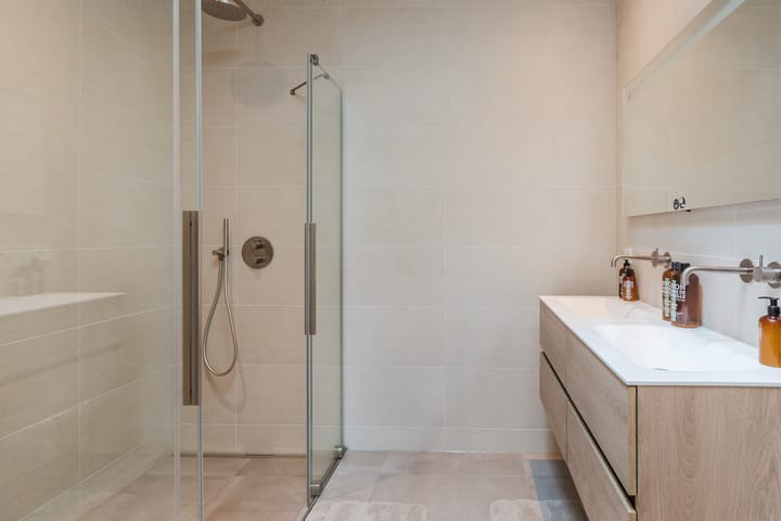 Photo 20 of Laurierstraat 26-H