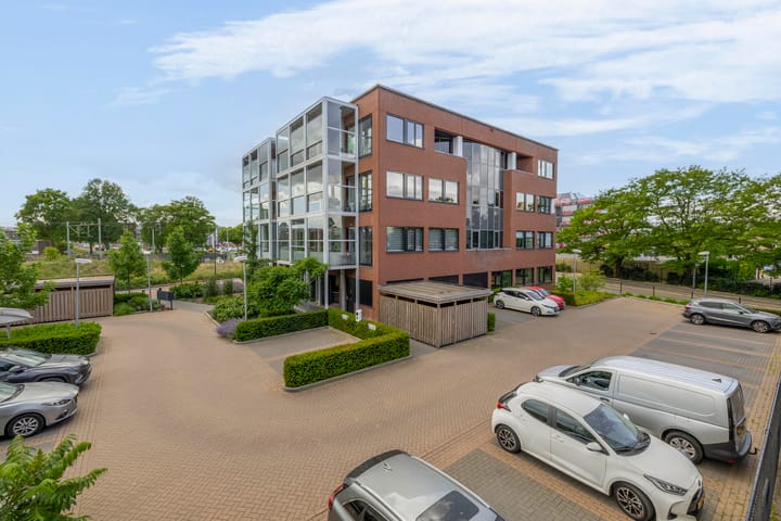 Photo 38 of Binnen Parallelweg 18-A