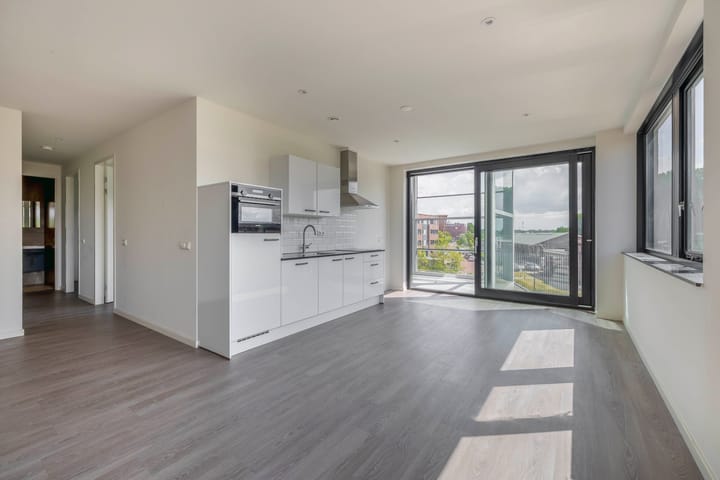 Photo 17 of Binnen Parallelweg 18-A