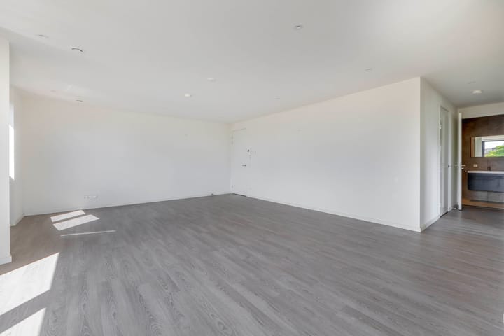 Photo 18 of Binnen Parallelweg 18-A