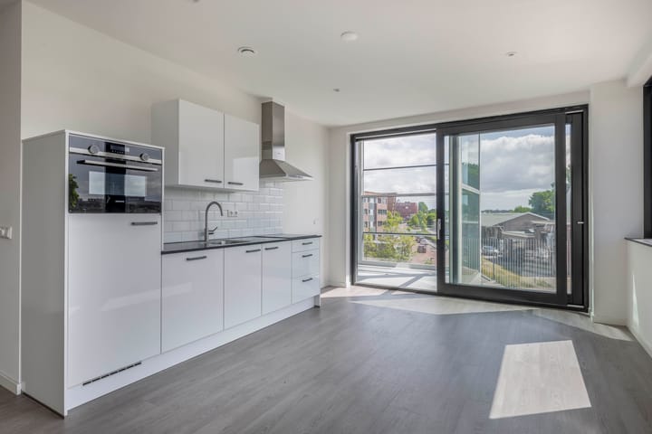 Photo 20 of Binnen Parallelweg 18-A