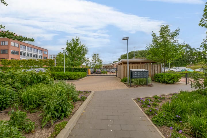 Photo 39 of Binnen Parallelweg 18-A