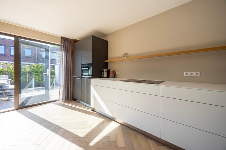 Foto 12 van Willem Hedastraat 57