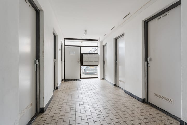 Photo 5 of Justus van Effenlaan 80