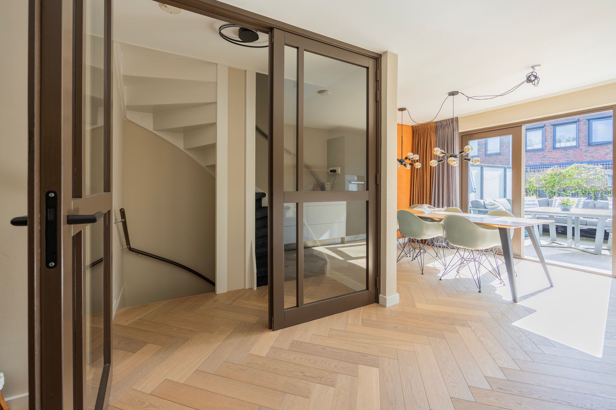 Foto 15 van Willem Hedastraat 57