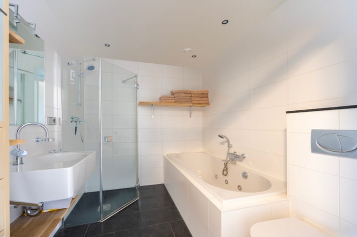 Foto 25 van Willem Hedastraat 57