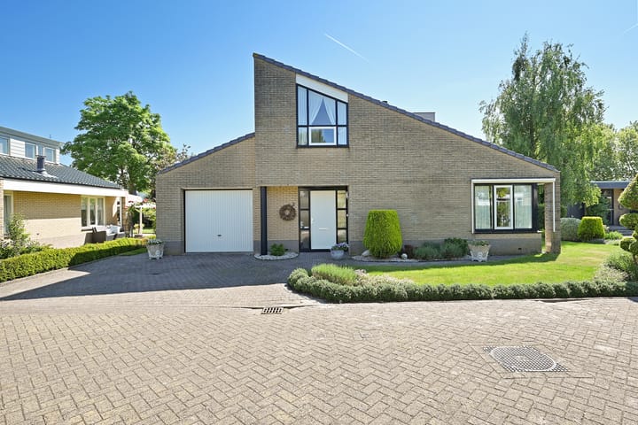 Photo 8 of Koninginnenhof 2