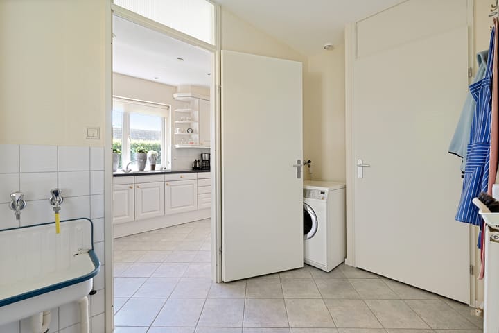 Photo 24 of Koninginnenhof 2