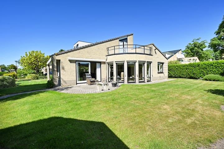 Photo 33 of Koninginnenhof 2