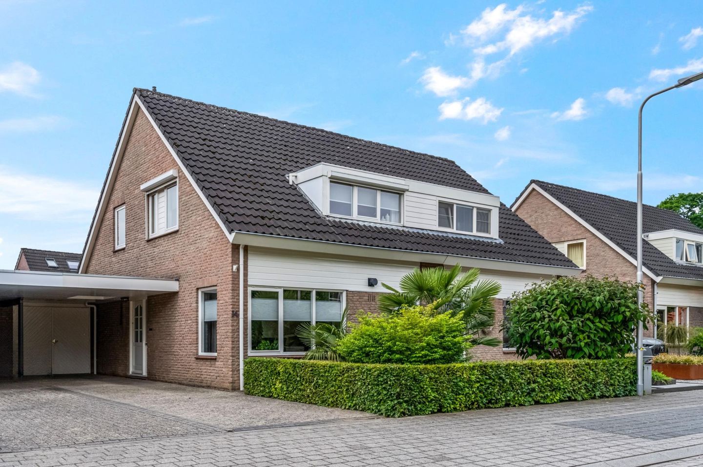 Foto 1 van Clara van Delwigstraat 14