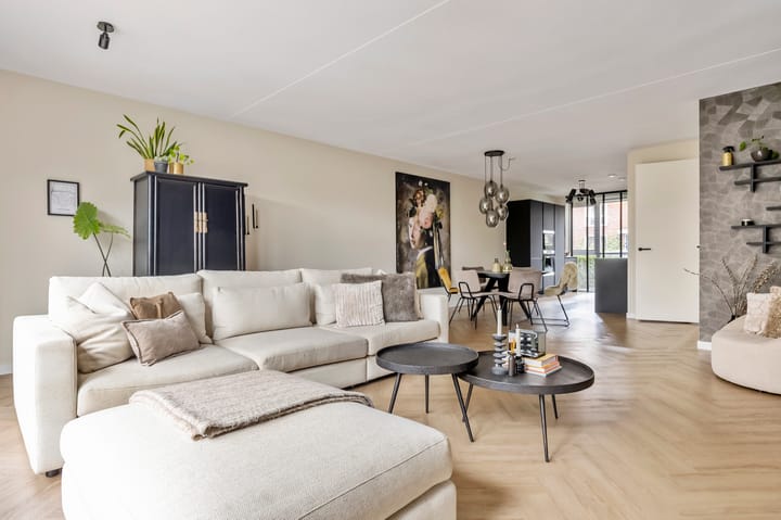 Foto 5 van Sergeant 42