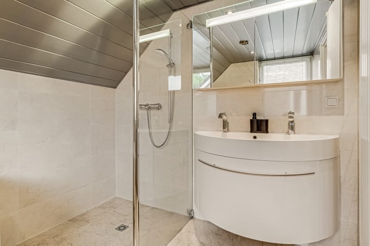 Foto 26 van Clara van Delwigstraat 14