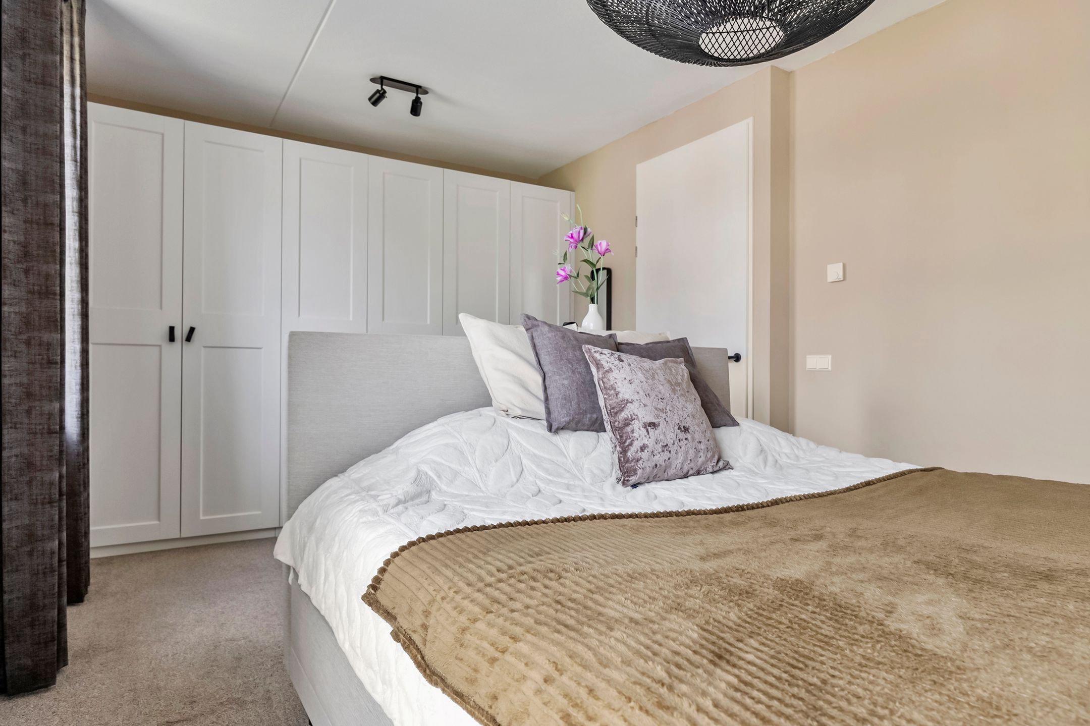 Foto 18 van Sergeant 42