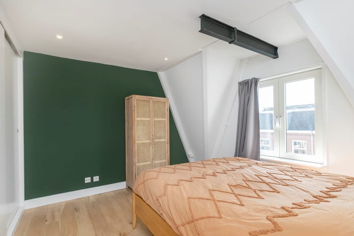 Foto 25 van Joan Melchior Kemperstraat 68-3