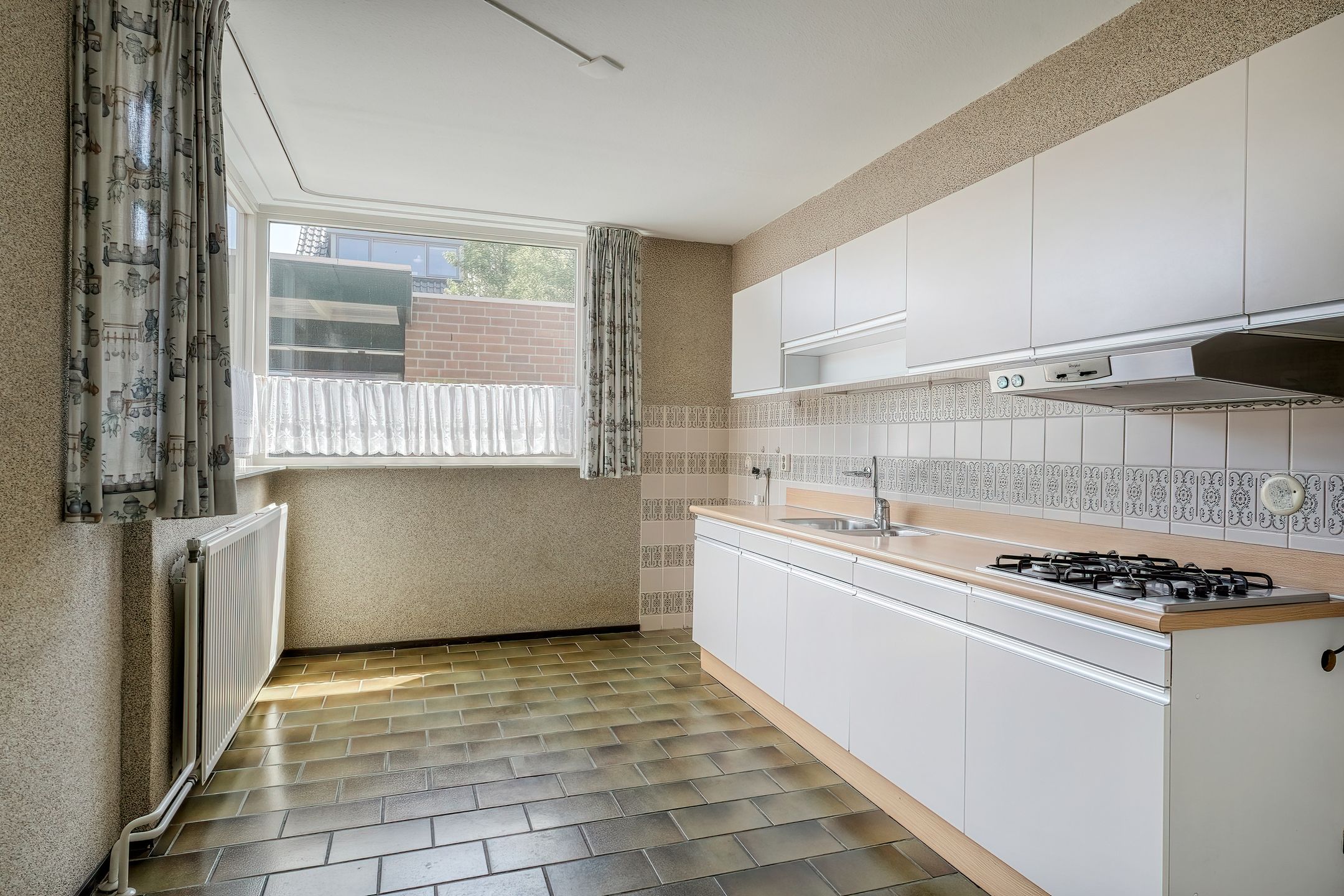 Foto 9 van Saturnus 50