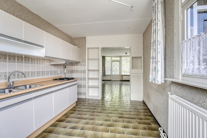 Foto 11 van Saturnus 50