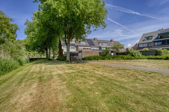 Foto 30 van Saturnus 50