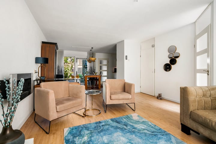 Foto 6 van Marga Klompésingel 62