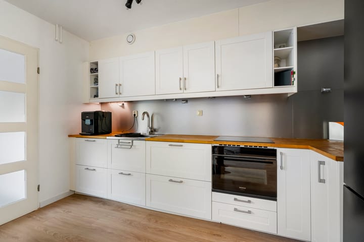 Foto 11 van Marga Klompésingel 62