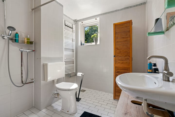 Foto 21 van Marga Klompésingel 62