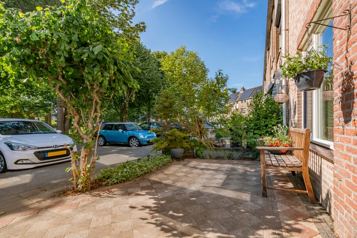 Foto 34 van Marga Klompésingel 62