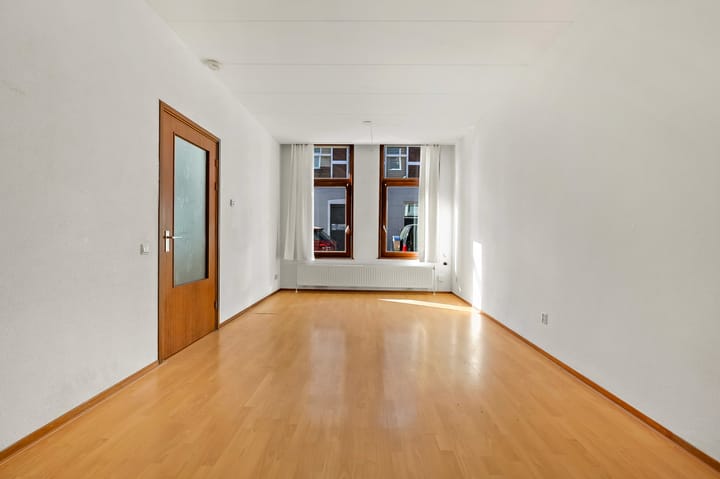 Photo 7 of Haringstraat 15