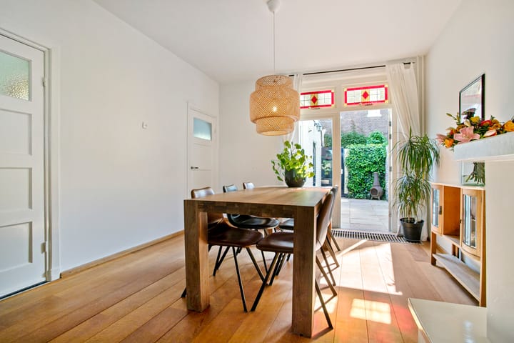 Foto 6 van Borneostraat 1