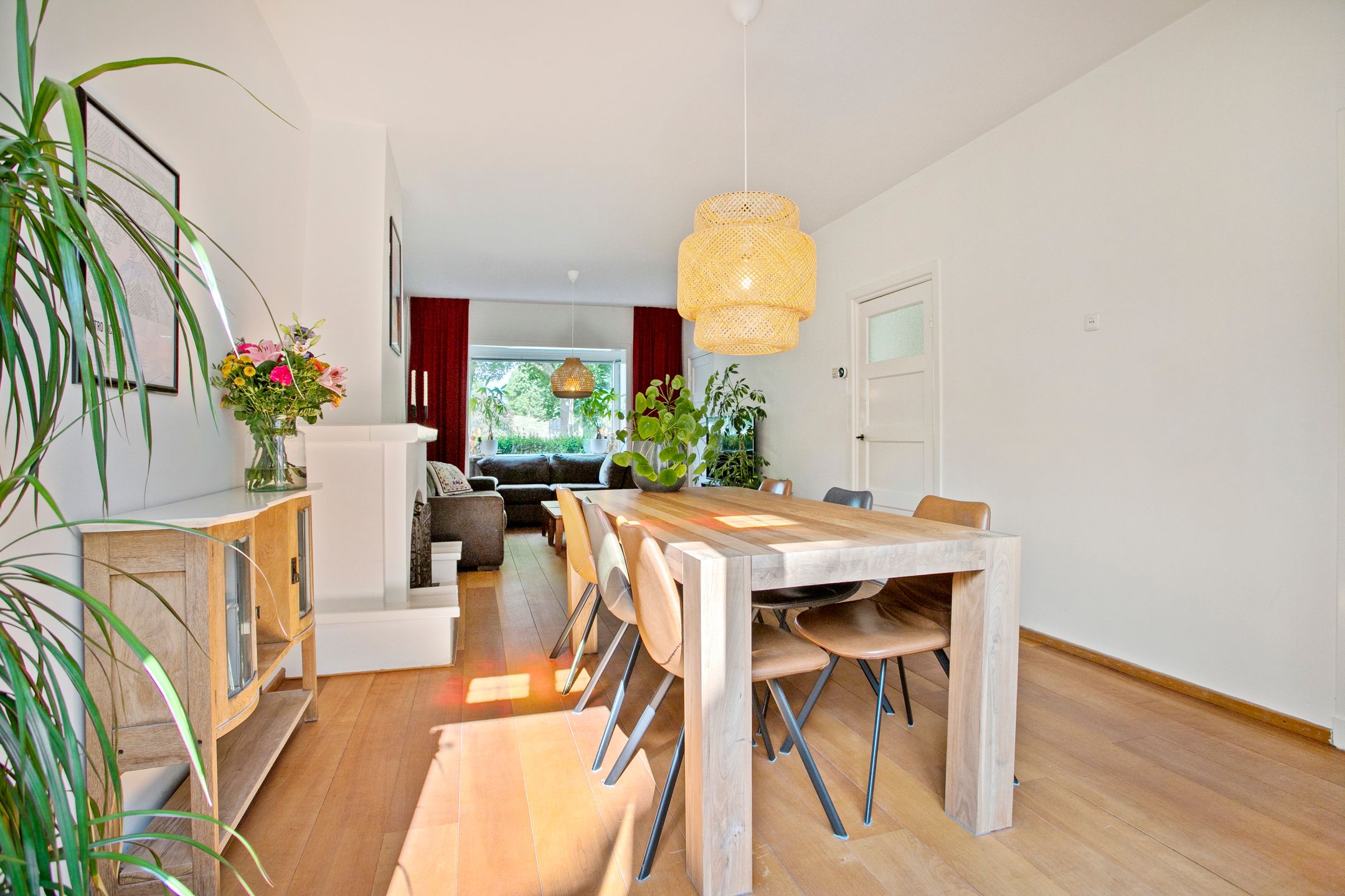 Foto 12 van Borneostraat 1