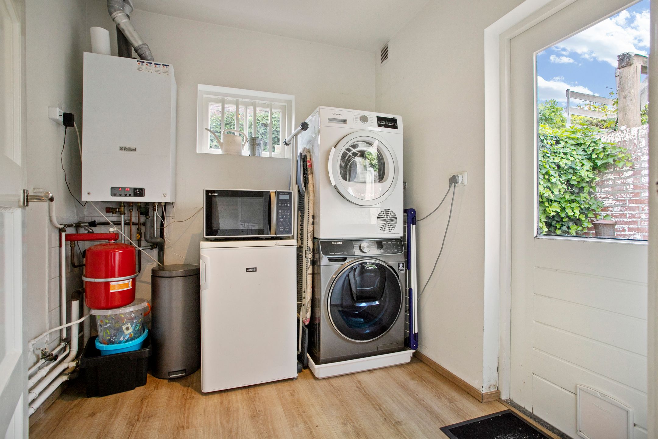 Foto 18 van Borneostraat 1