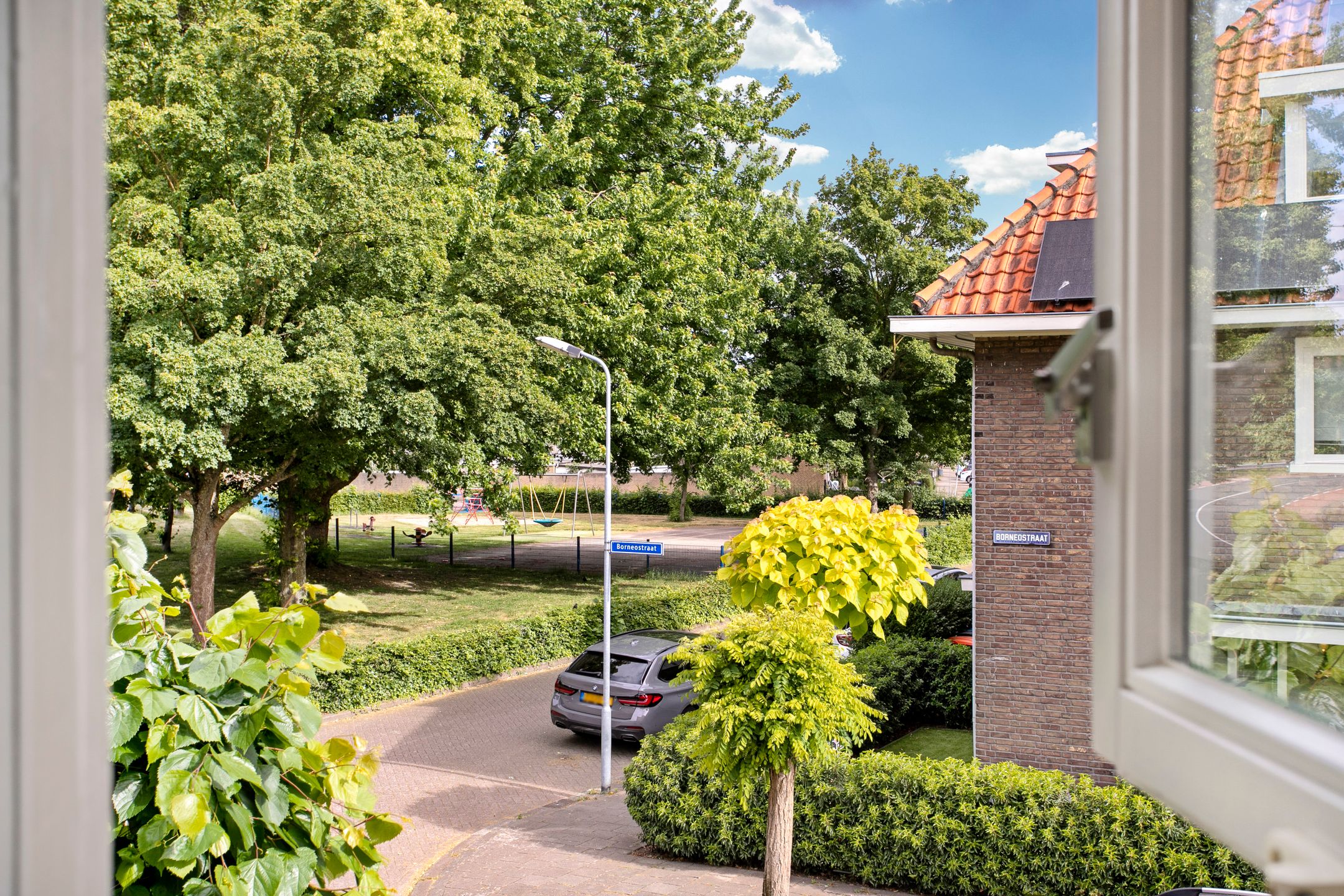 Foto 24 van Borneostraat 1