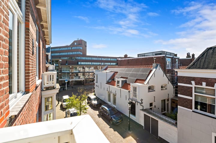 Photo 37 of Haringstraat 15