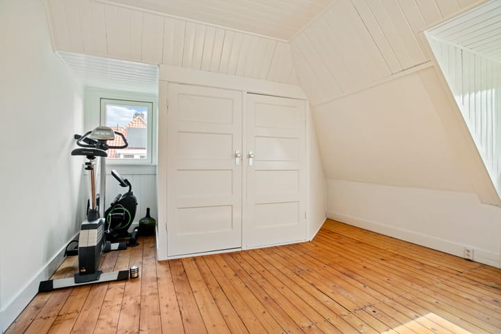 Foto 32 van Borneostraat 1