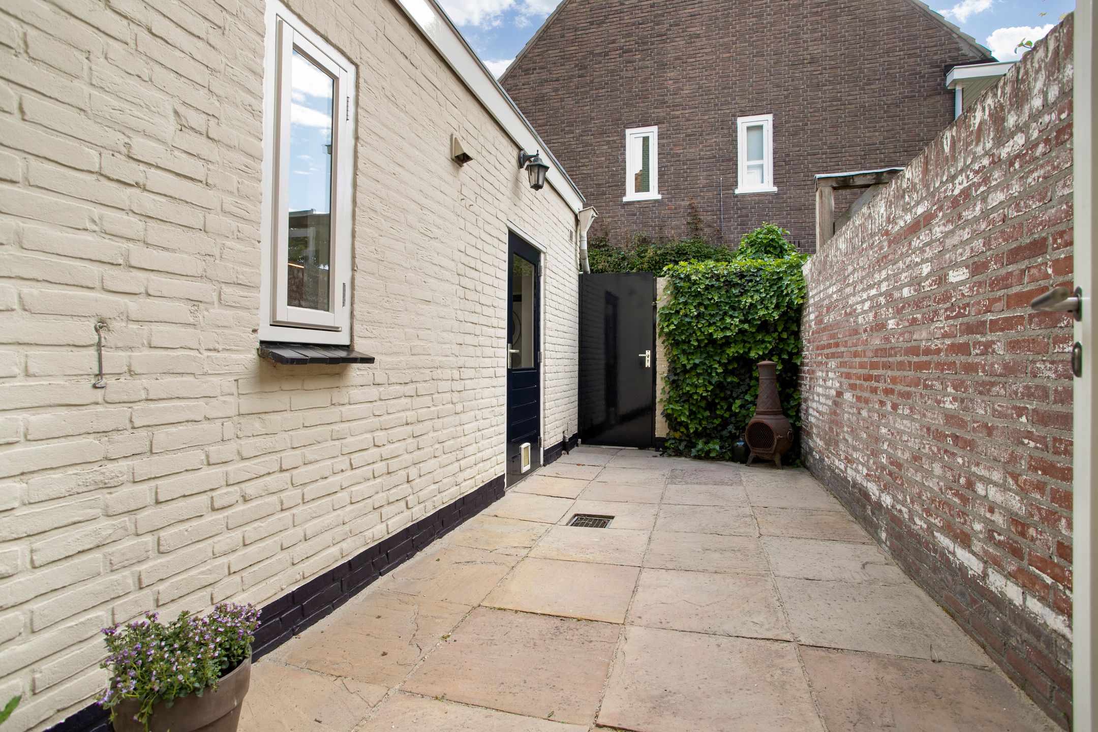 Foto 42 van Borneostraat 1