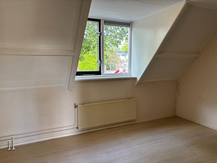 Photo 14 of Flevoplein 17