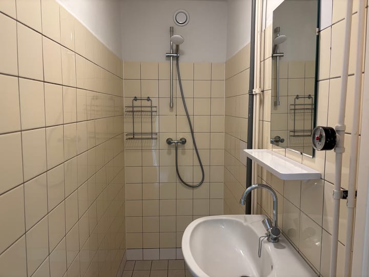 Photo 19 of Flevoplein 17