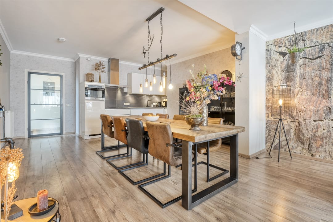 Photo 8 of Grotestraat 18-C