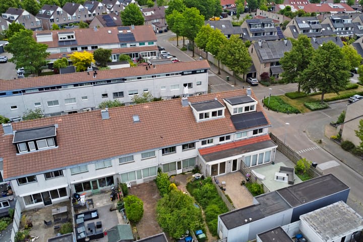 Photo 22 of G.A.Holzmüller-Teengsstraat 31