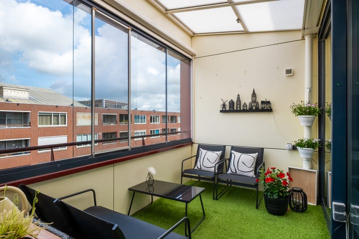 Foto 4 van Tiranastraat 76