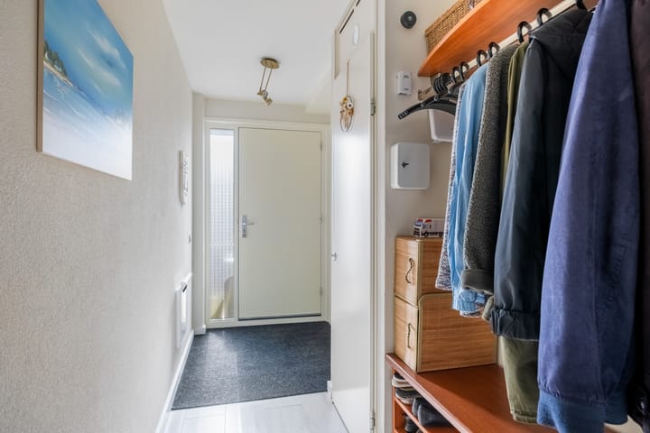 Foto 8 van Tiranastraat 76