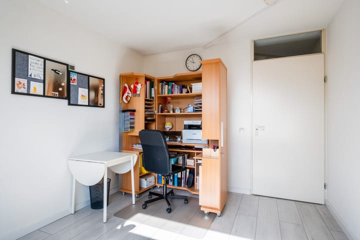 Foto 28 van Tiranastraat 76