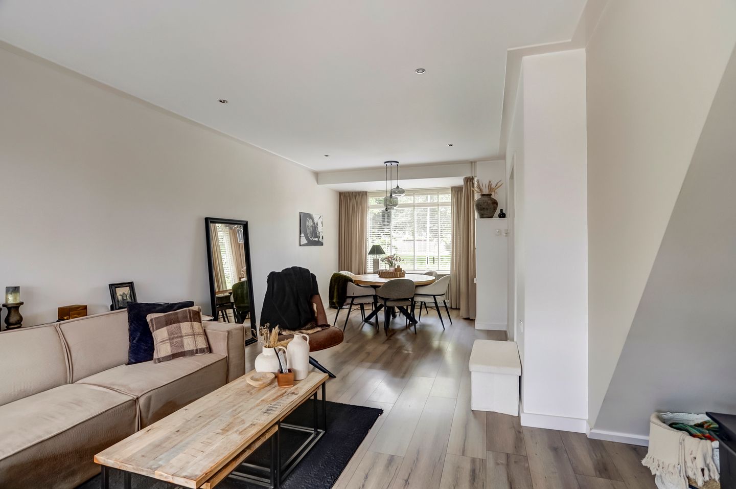 Foto 5 van J. Duikerstraat 20