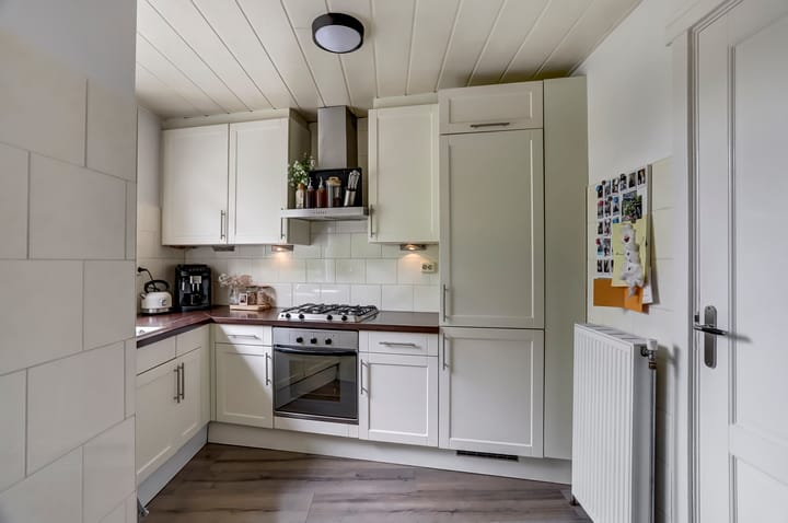 Photo 9 of J. Duikerstraat 20